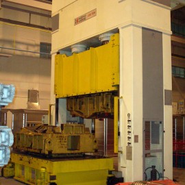 AKA-AUTOMOTIVE-1200-TONS-WİTH-MOVING-BOLSTER